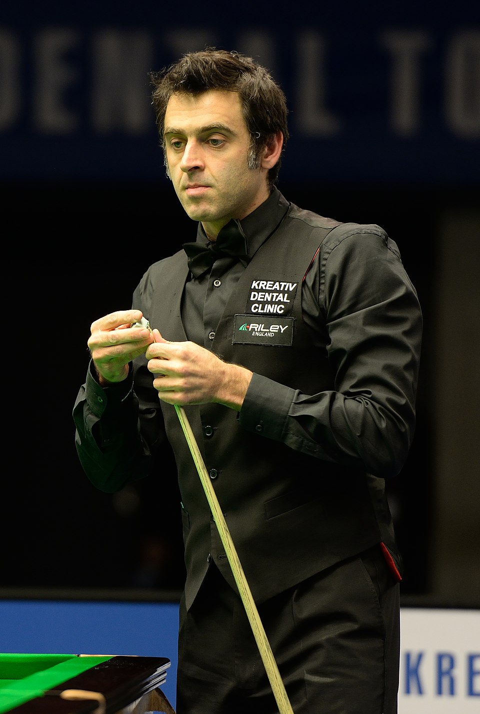 Ronnie O'Sullivan: Hendry's Record Equal and Crucible King